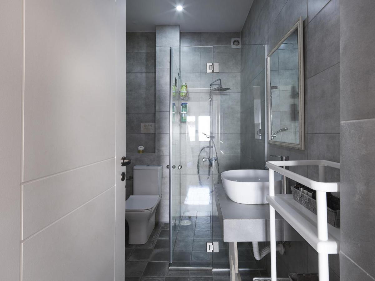 Beautiful Athenian Apartment Next To The Center Bagian luar foto